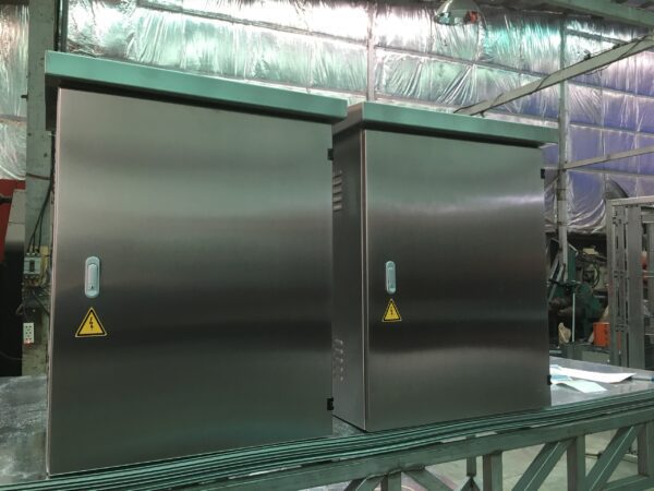 Vỏ tủ inox có mái