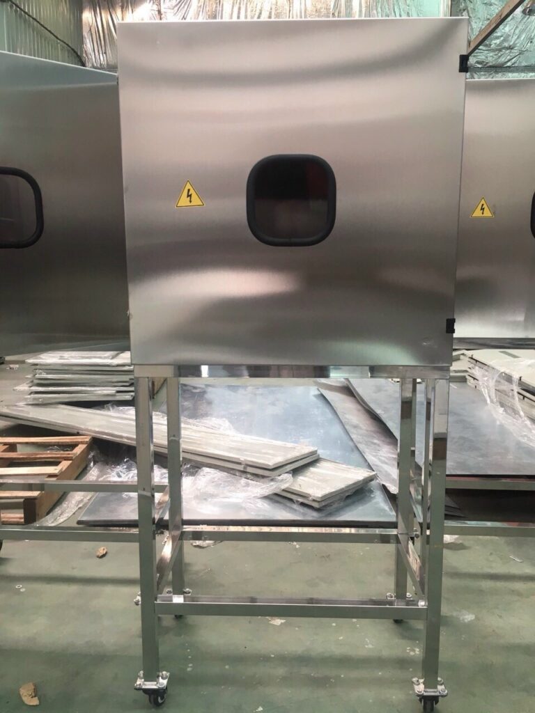 Vỏ tủ inox cỡ nhỏ có chân đế Vỏ tủ inox cỡ nhỏ có chân đế